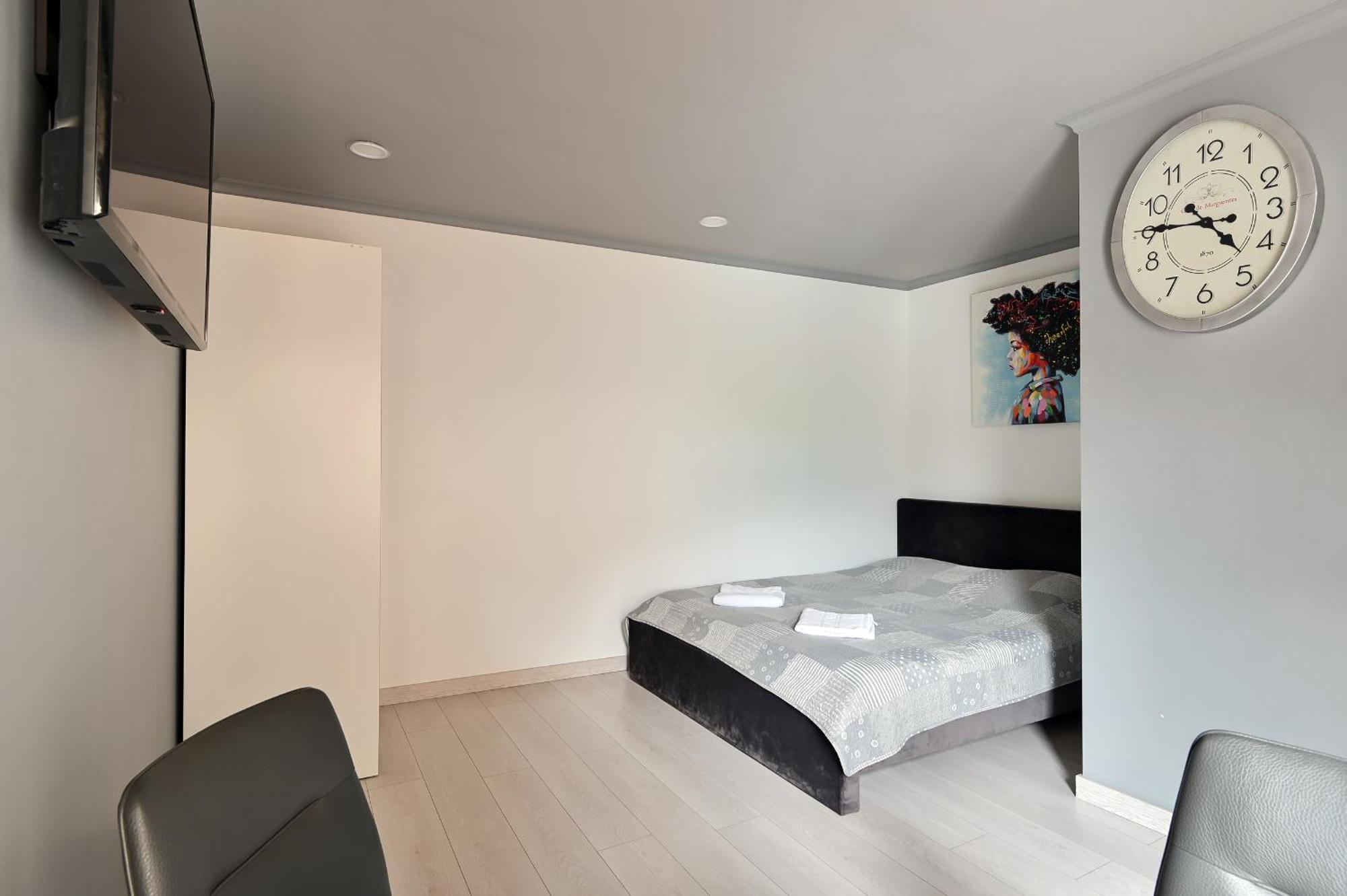 Loft Design Studio Apartment & Free Parking Riga Bagian luar foto
