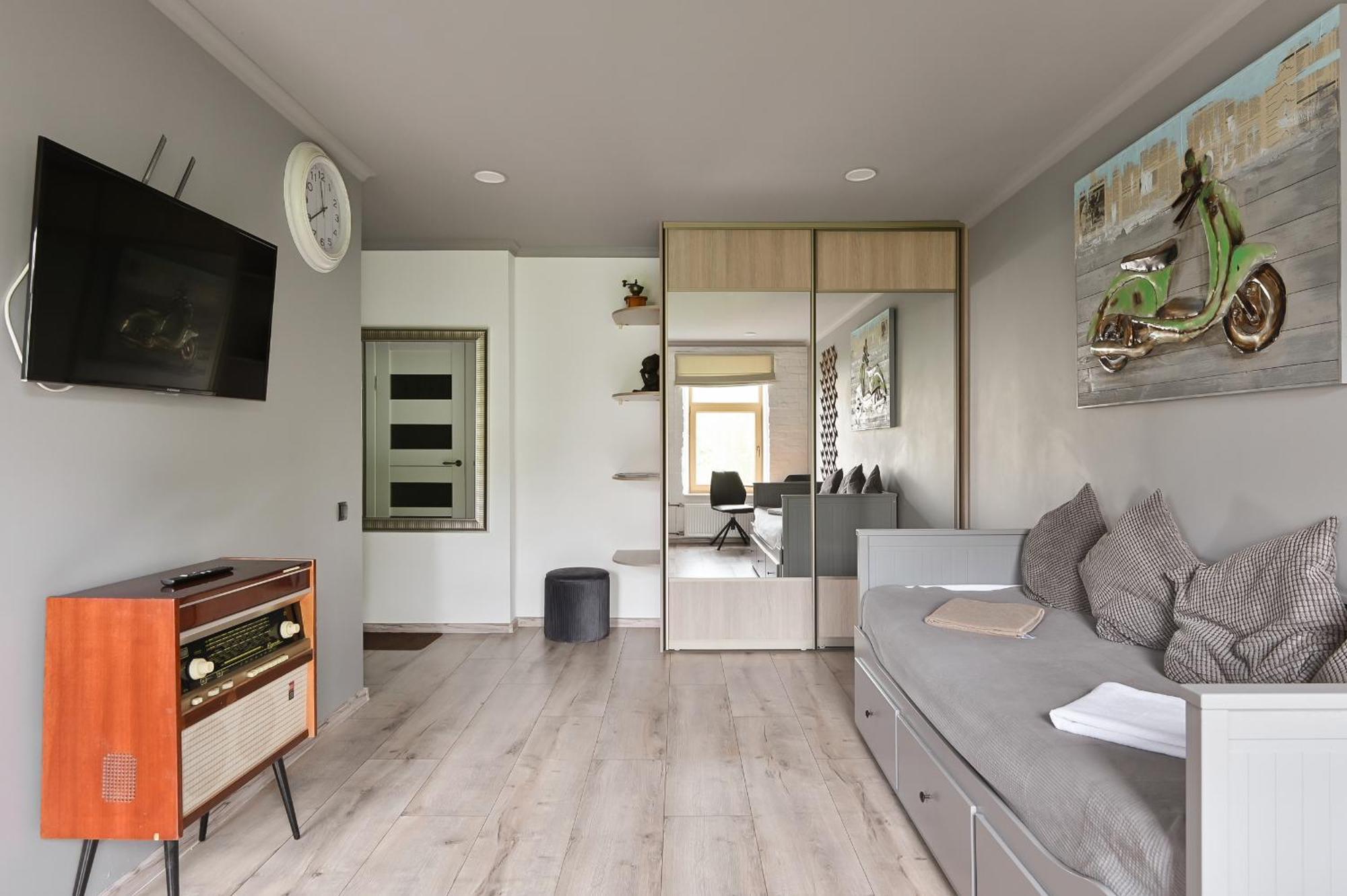 Loft Design Studio Apartment & Free Parking Riga Bagian luar foto