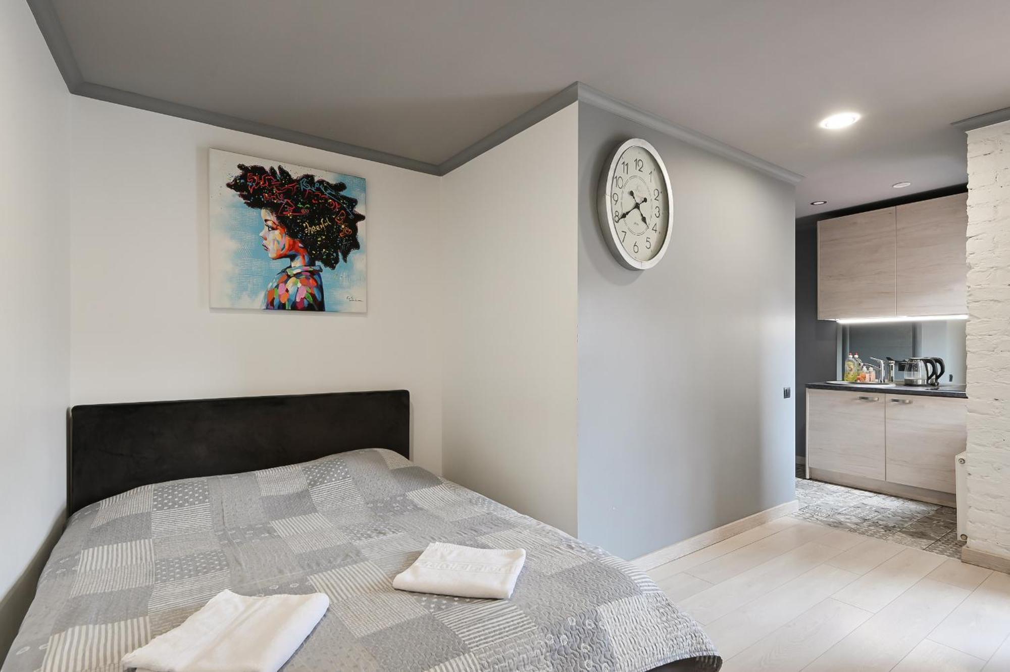 Loft Design Studio Apartment & Free Parking Riga Bagian luar foto