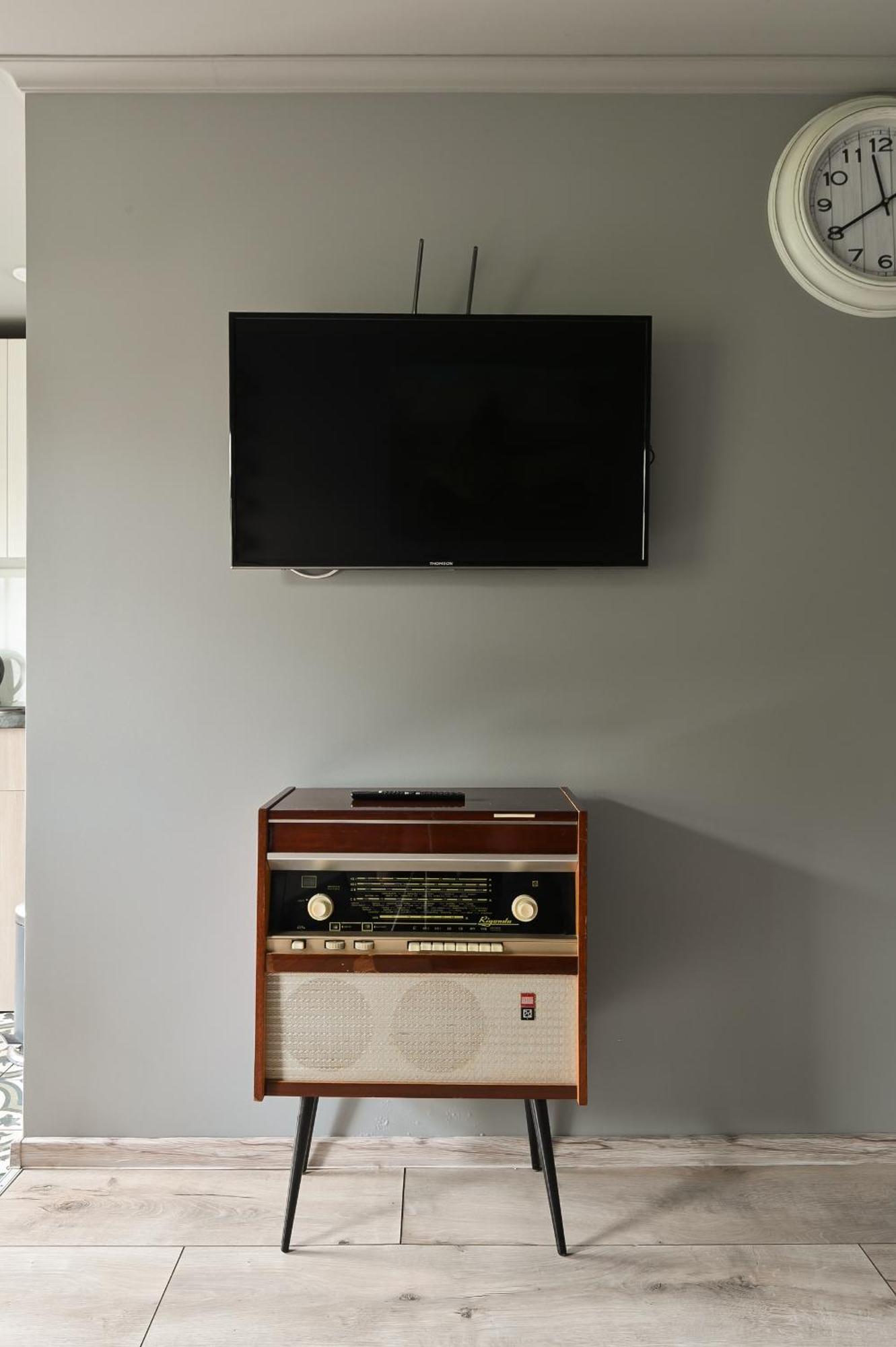 Loft Design Studio Apartment & Free Parking Riga Bagian luar foto