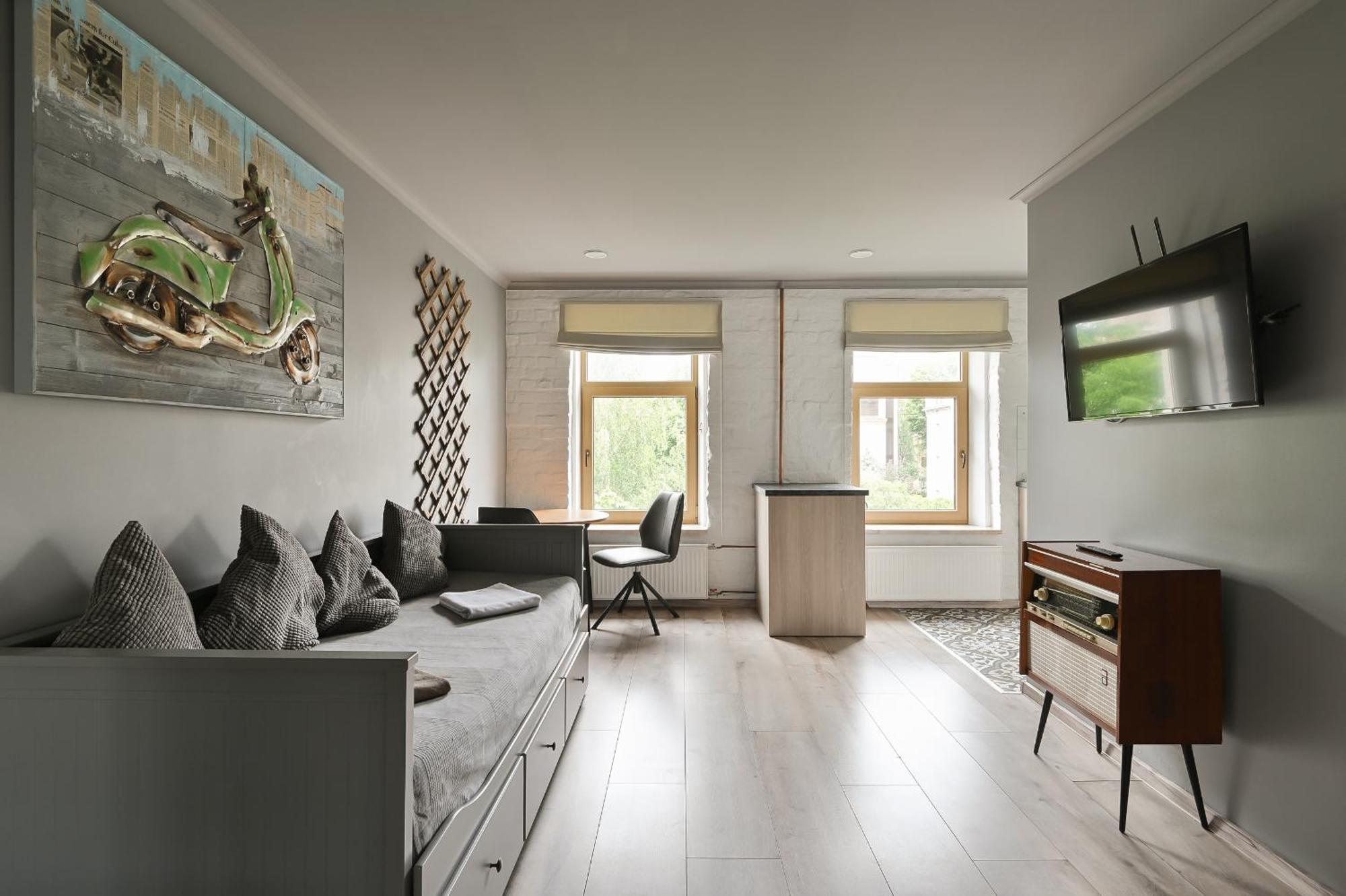 Loft Design Studio Apartment & Free Parking Riga Bagian luar foto